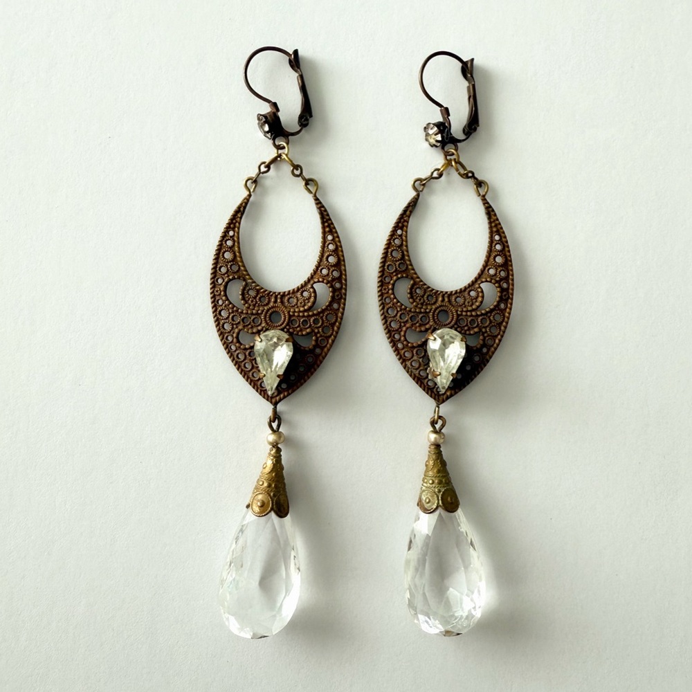 Large Vintage Czech Clear Glass Teardrop & Brass Filigree Dangle Drop Earrings - Picture 1 of 7